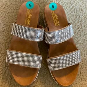 Diamond strap sandals